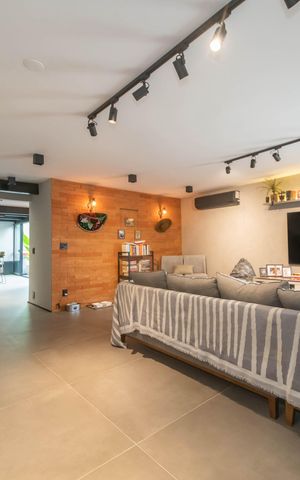 Casa à venda com 205m², 4 quartos e 2 vagasSala