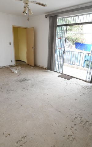 Casa à venda com 190m², 3 quartos e 4 vagasSala