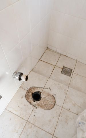 Casa à venda com 190m², 3 quartos e 4 vagasBanheiro de serviço