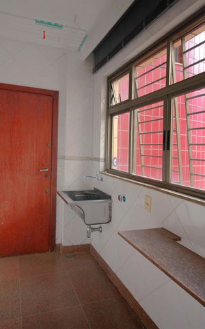 Apartamento para alugar com 115m², 3 quartos e 2 vagasÁrea de Serviço
