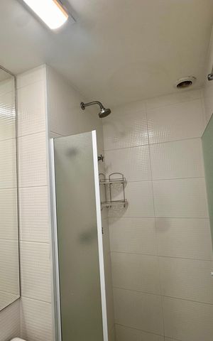 Apartamento à venda com 66m², 2 quartos e 1 vaga Apartamento à venda com 66m², 2 quartos e 1 vagaBanheiro Social