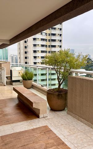 Apartamento à venda com 66m², 2 quartos e 1 vaga Apartamento à venda com 66m², 2 quartos e 1 vagaPiscina