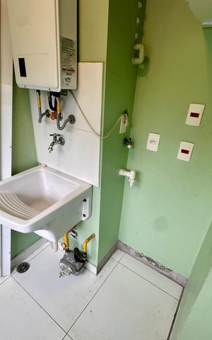 Apartamento à venda com 66m², 2 quartos e 1 vaga Apartamento à venda com 66m², 2 quartos e 1 vagaÁrea de serviço