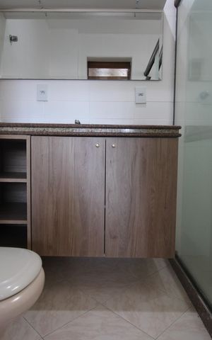 Apartamento à venda com 256m², 3 quartos e 2 vagasBanheiro da suíte 2