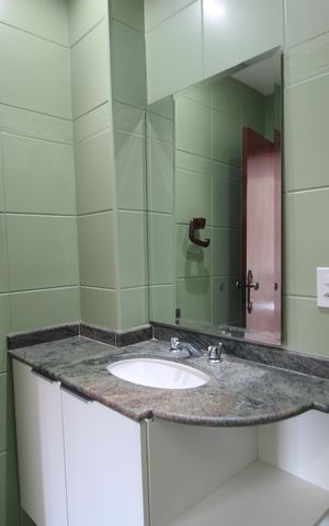 Apartamento à venda com 256m², 3 quartos e 2 vagasTerraço - Banheiro