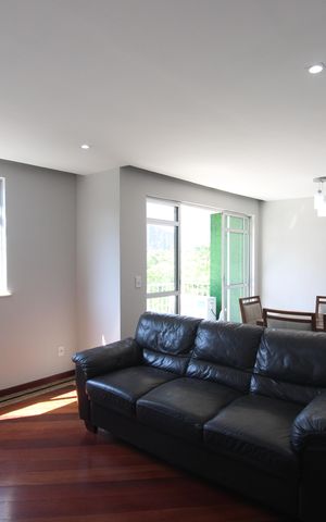 Apartamento à venda com 256m², 3 quartos e 2 vagasSala