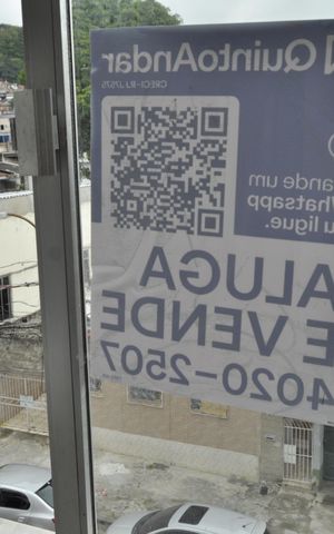 Apartamento à venda com 81m², 2 quartos e 1 vagaPlaquinha