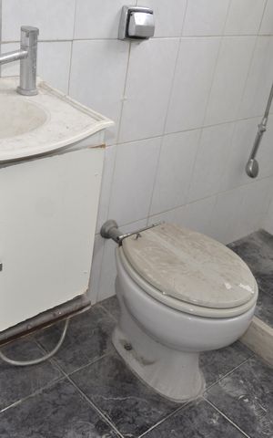Apartamento à venda com 81m², 2 quartos e 1 vagaBanheiro