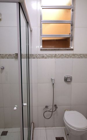 Casa para alugar com 480m², 4 quartos e 4 vagasBanheiro Social