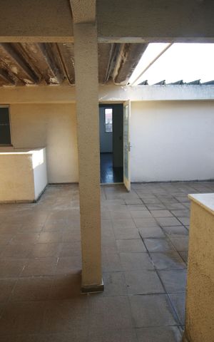 Casa para alugar com 480m², 4 quartos e 4 vagasÁrea de Serviço