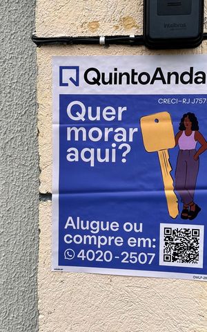 Casa à venda com 140m², 3 quartos e 1 vaga Casa à venda com 140m², 3 quartos e 1 vagaPlaquinha
