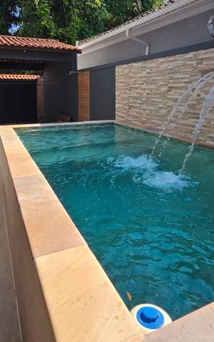 Casa à venda com 140m², 3 quartos e 1 vaga Casa à venda com 140m², 3 quartos e 1 vagaPiscina