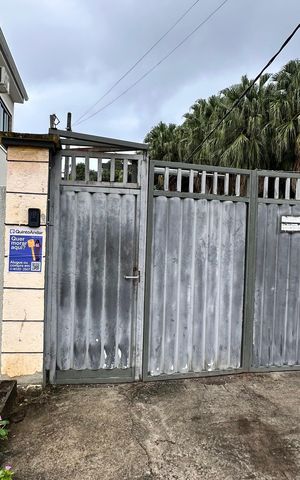 Casa à venda com 140m², 3 quartos e 1 vaga Casa à venda com 140m², 3 quartos e 1 vagaPlaquinha