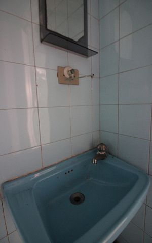 Casa à venda com 239m², 3 quartos e 4 vagasBanheiro de Serviço