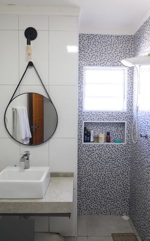 Casa à venda com 181m², 3 quartos e 6 vagasBanheiro do Quarto 1
