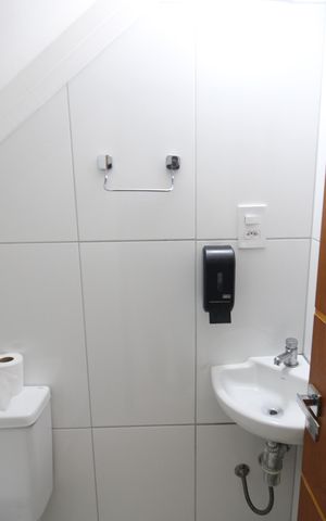 Casa à venda com 181m², 3 quartos e 6 vagasLavabo da Sala