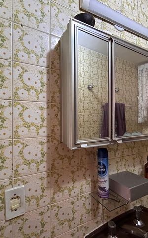 Apartamento à venda com 100m², 3 quartos e 2 vagas Apartamento à venda com 100m², 3 quartos e 2 vagasBanheiro 2