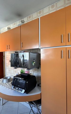 Apartamento à venda com 100m², 3 quartos e 2 vagas Apartamento à venda com 100m², 3 quartos e 2 vagasCozinha