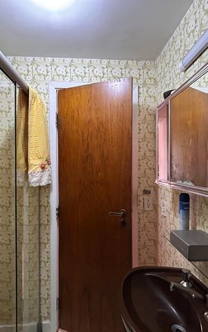 Apartamento à venda com 100m², 3 quartos e 2 vagas Apartamento à venda com 100m², 3 quartos e 2 vagasBanheiro 2