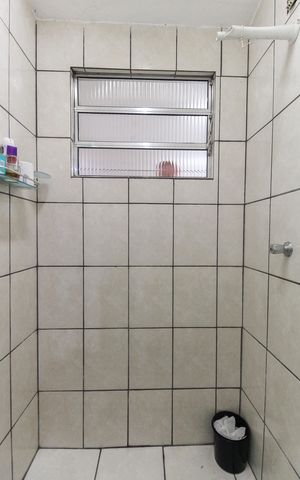 Casa à venda com 162m², 3 quartos e 3 vagasBanheiro