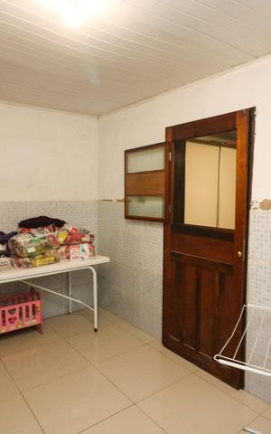 Casa à venda com 440m², 6 quartos e 8 vagas Casa à venda com 440m², 6 quartos e 8 vagasCloset do quarto 1