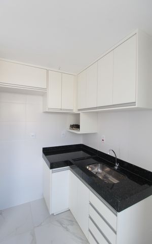 Apartamento para alugar com 60m², 2 quartos e 2 vagasCozinha e Área de Serviço