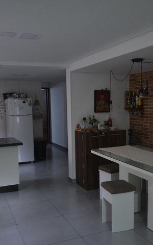 Casa à venda com 340m², 5 quartos e 2 vagasCozinha