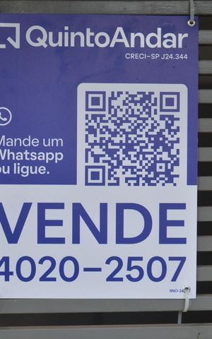 Casa à venda com 340m², 5 quartos e 2 vagasPlaca