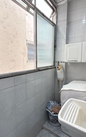 Apartamento à venda com 60m², 2 quartos e 1 vagaÁrea de Serviço