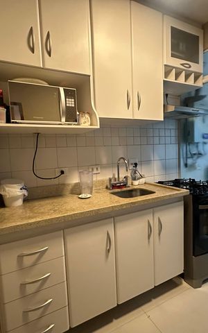 Apartamento à venda com 70m², 1 quarto e 2 vagas Apartamento à venda com 70m², 1 quarto e 2 vagasCozinha