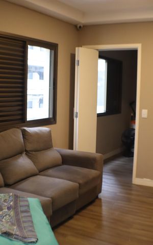 Apartamento à venda com 70m², 1 quarto e 2 vagas Apartamento à venda com 70m², 1 quarto e 2 vagasSala