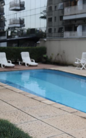 Apartamento à venda com 70m², 1 quarto e 2 vagas Apartamento à venda com 70m², 1 quarto e 2 vagasÁrea comum - Piscina
