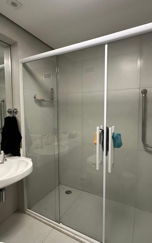 Apartamento à venda com 70m², 1 quarto e 2 vagas Apartamento à venda com 70m², 1 quarto e 2 vagasBanheiro