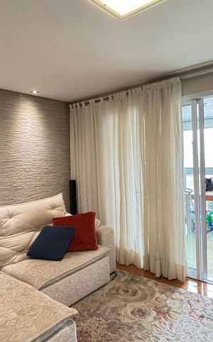 Apartamento à venda com 100m², 2 quartos e 2 vagasSala 