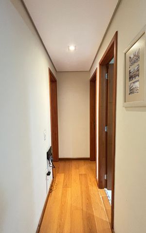 Apartamento à venda com 100m², 2 quartos e 2 vagasCorredor