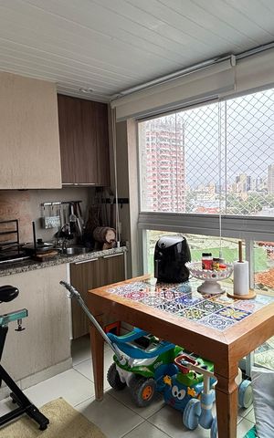 Apartamento à venda com 100m², 2 quartos e 2 vagasSala 