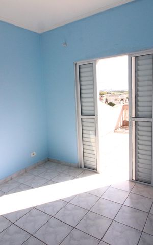 Casa à venda com 235m², 3 quartos e 2 vagasSuíte 2