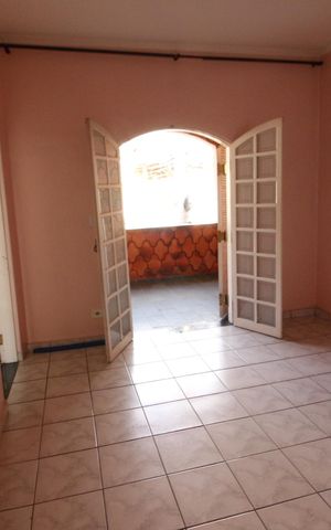 Casa à venda com 235m², 3 quartos e 2 vagasSuíte 1