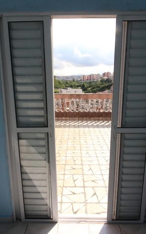 Casa à venda com 235m², 3 quartos e 2 vagasSuíte 2
