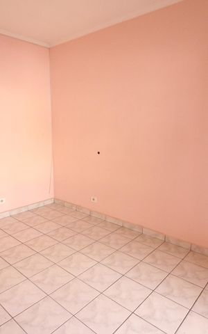 Casa à venda com 235m², 3 quartos e 2 vagasSuíte 1
