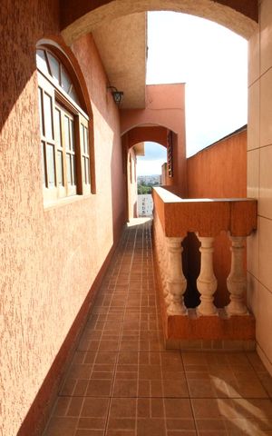 Casa à venda com 235m², 3 quartos e 2 vagasQuintal
