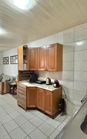 Casa à venda com 490m², 3 quartos e 3 vagasCozinha