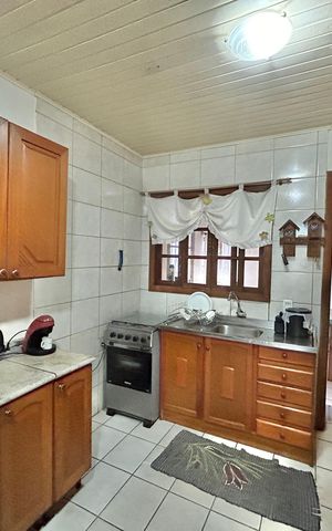 Casa à venda com 490m², 3 quartos e 3 vagasCozinha