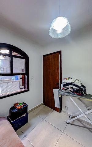 Casa à venda com 187m², 5 quartos e 3 vagasQuarto de Serviço