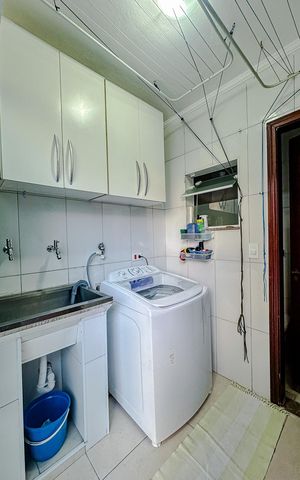 Casa à venda com 187m², 5 quartos e 3 vagasÁrea de Serviço