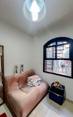 Casa à venda com 187m², 5 quartos e 3 vagasQuarto de Serviço