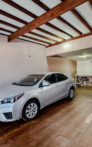 Casa à venda com 187m², 5 quartos e 3 vagasGaragem