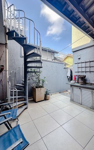 Casa à venda com 187m², 5 quartos e 3 vagasÁrea Externa