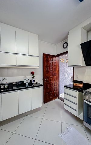 Casa à venda com 187m², 5 quartos e 3 vagasCozinha