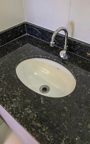 Studio para alugar com 24m², 1 quarto e sem vaga Studio para alugar com 24m², 1 quarto e sem vagaBanheiro